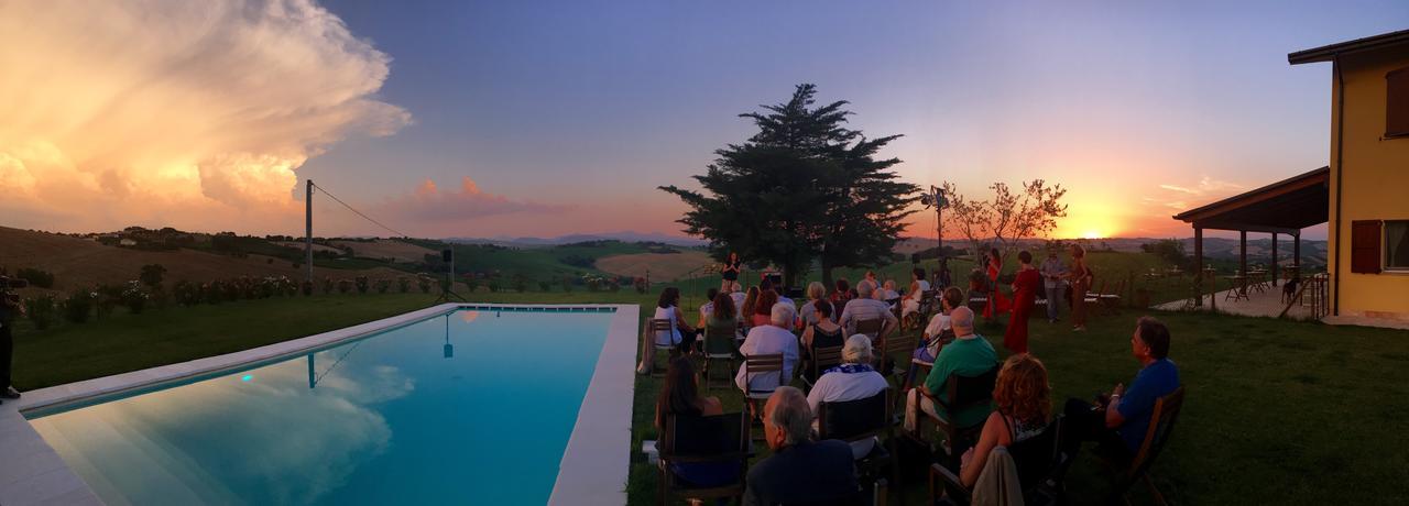 B&B Villa Olesia Ostra Exterior photo